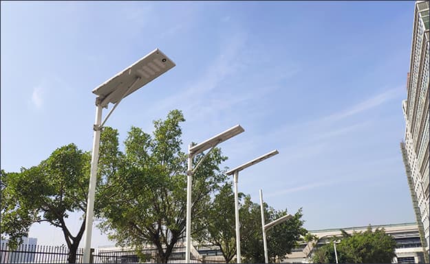 solar-street-light