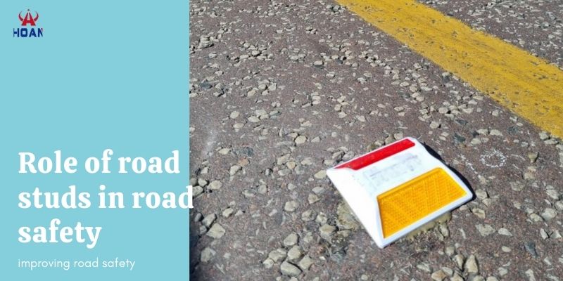 role-of-road-stud in road safety